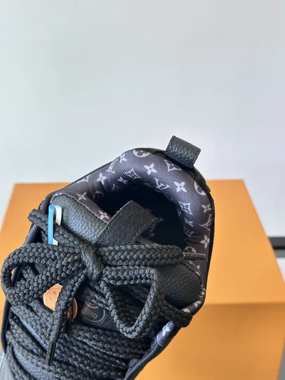 Louis Vuitton Shoe 